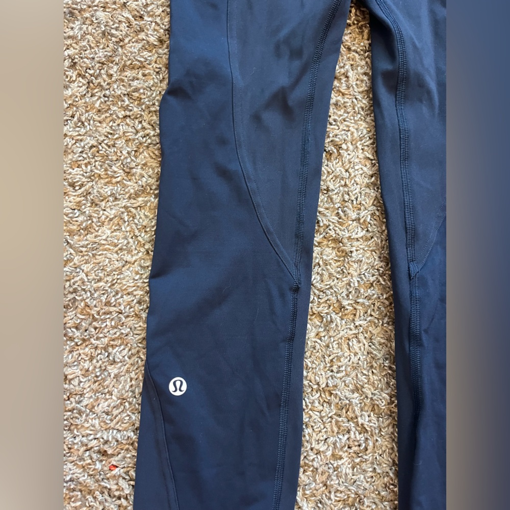 Lululemon Fast Free High-Rise Crop II 23" Leggings, Size 2, True Navy Blue - Picture 8 of 8